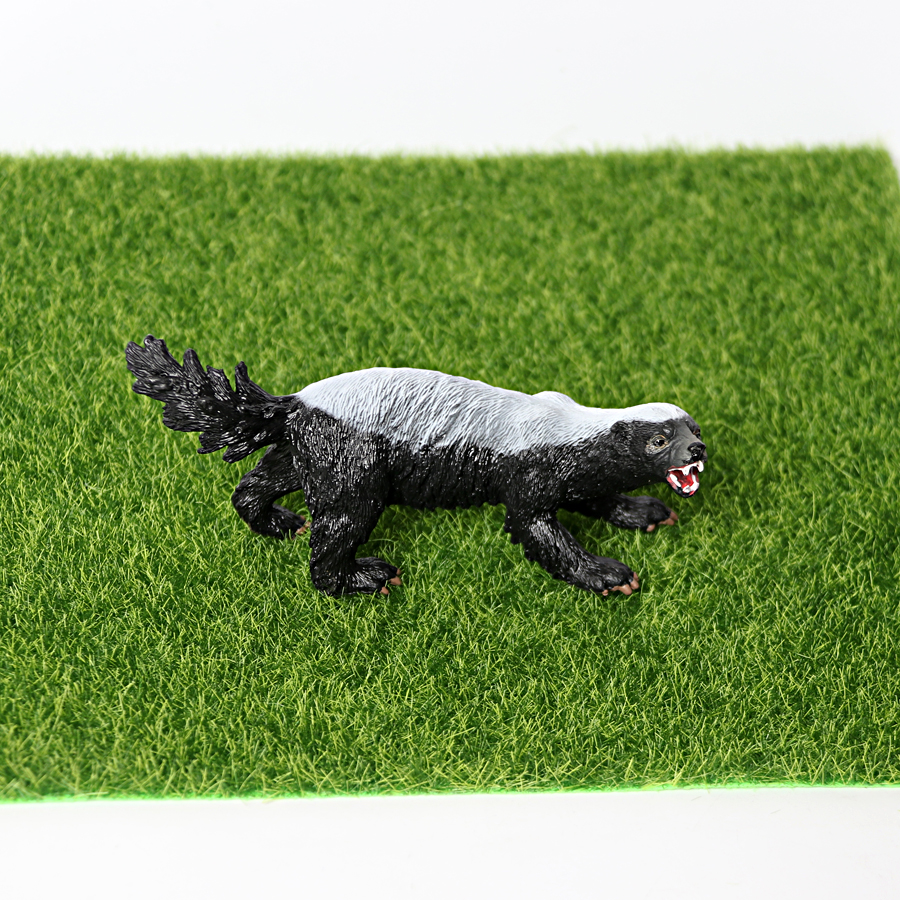 Realistic Honey Badger Model S - Kids Education Picture reseña y precio
